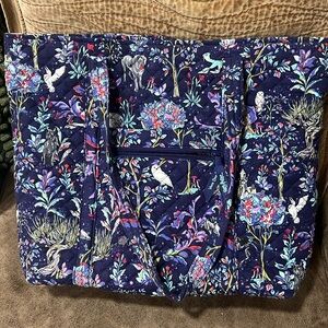 Vera Bradley Harry Potter tote. Smoke free home